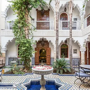 Guest house Tahyra